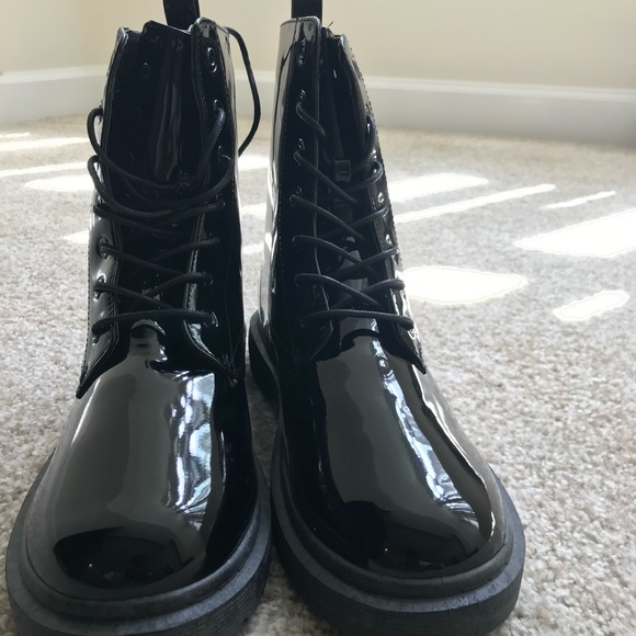 Wild Diva Ankle High Lace Up Boots - Picture 6 of 6